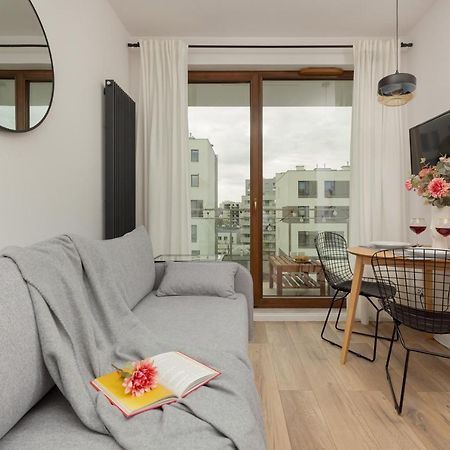 Forum Wola Jana Kazimierza Apartment By Noclegi Renters Varsó Kültér fotó