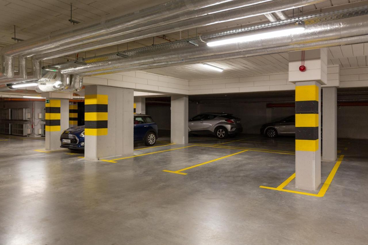 Forum Wola Jana Kazimierza Apartment By Noclegi Renters Varsó Kültér fotó
