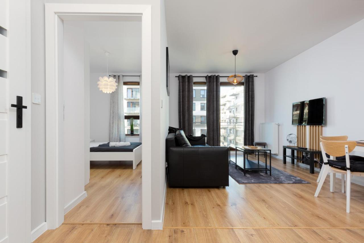 Forum Wola Jana Kazimierza Apartment By Noclegi Renters Varsó Kültér fotó