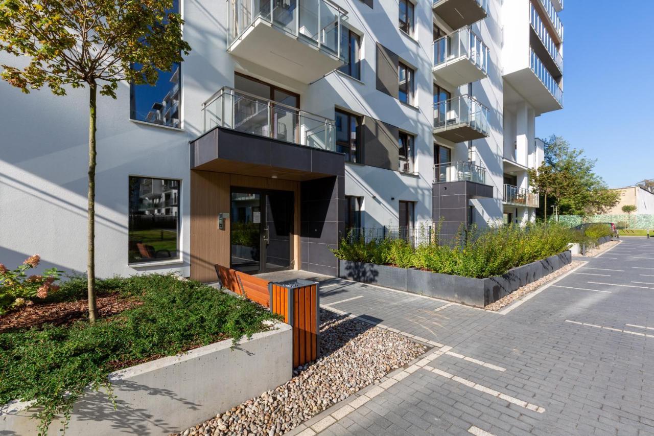 Forum Wola Jana Kazimierza Apartment By Noclegi Renters Varsó Kültér fotó