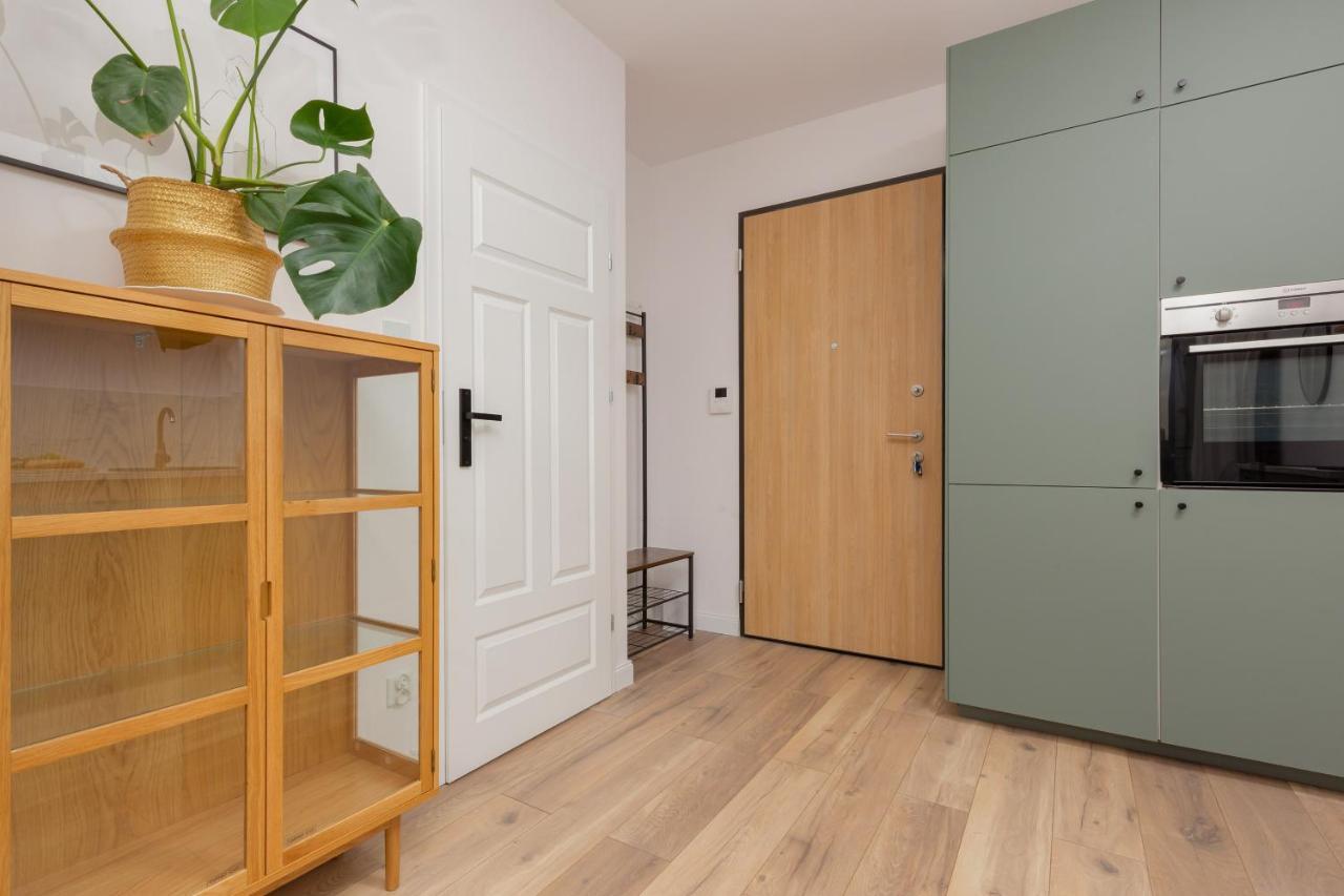 Forum Wola Jana Kazimierza Apartment By Noclegi Renters Varsó Kültér fotó