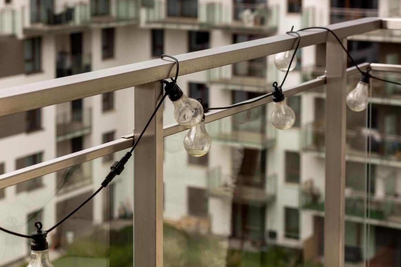 Forum Wola Jana Kazimierza Apartment By Noclegi Renters Varsó Kültér fotó